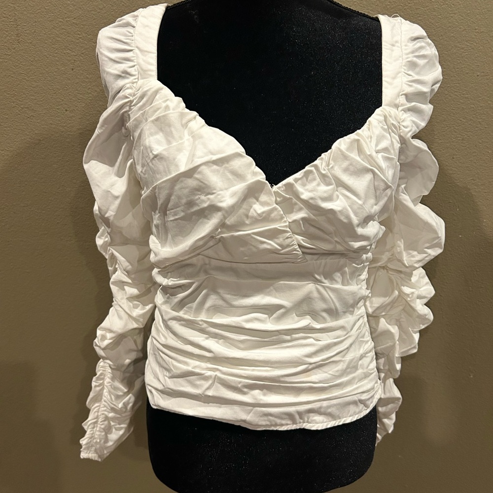 ASTR White Long Sleeve Women’s Ruffle Top Retails $118.00